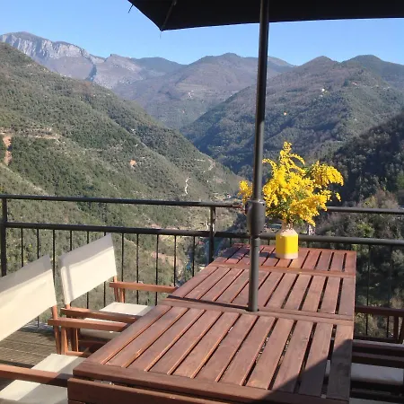 Casa Fortificata بيت للعطل *