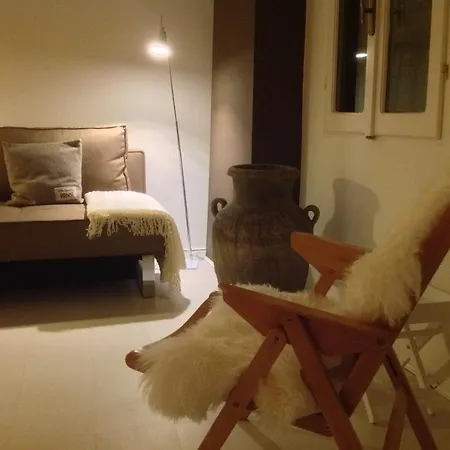 Casa Fortificata بيت للعطل Castel Vittorio