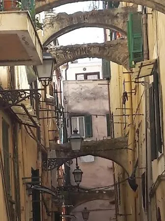 Casa Fortificata بيت للعطل