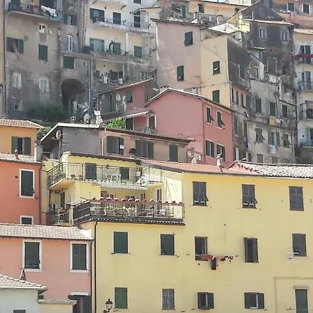 Casa Fortificata * Castel Vittorio