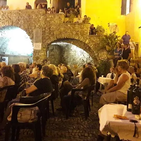 Casa Fortificata * Castel Vittorio